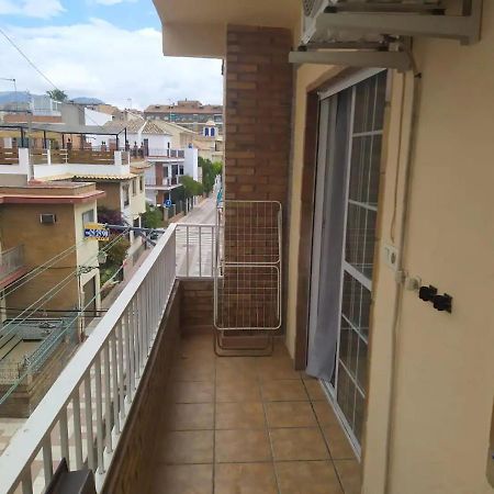 Apartamento 3 Dormitorios Frente A Hospital De Traumatologia Granada Exterior foto